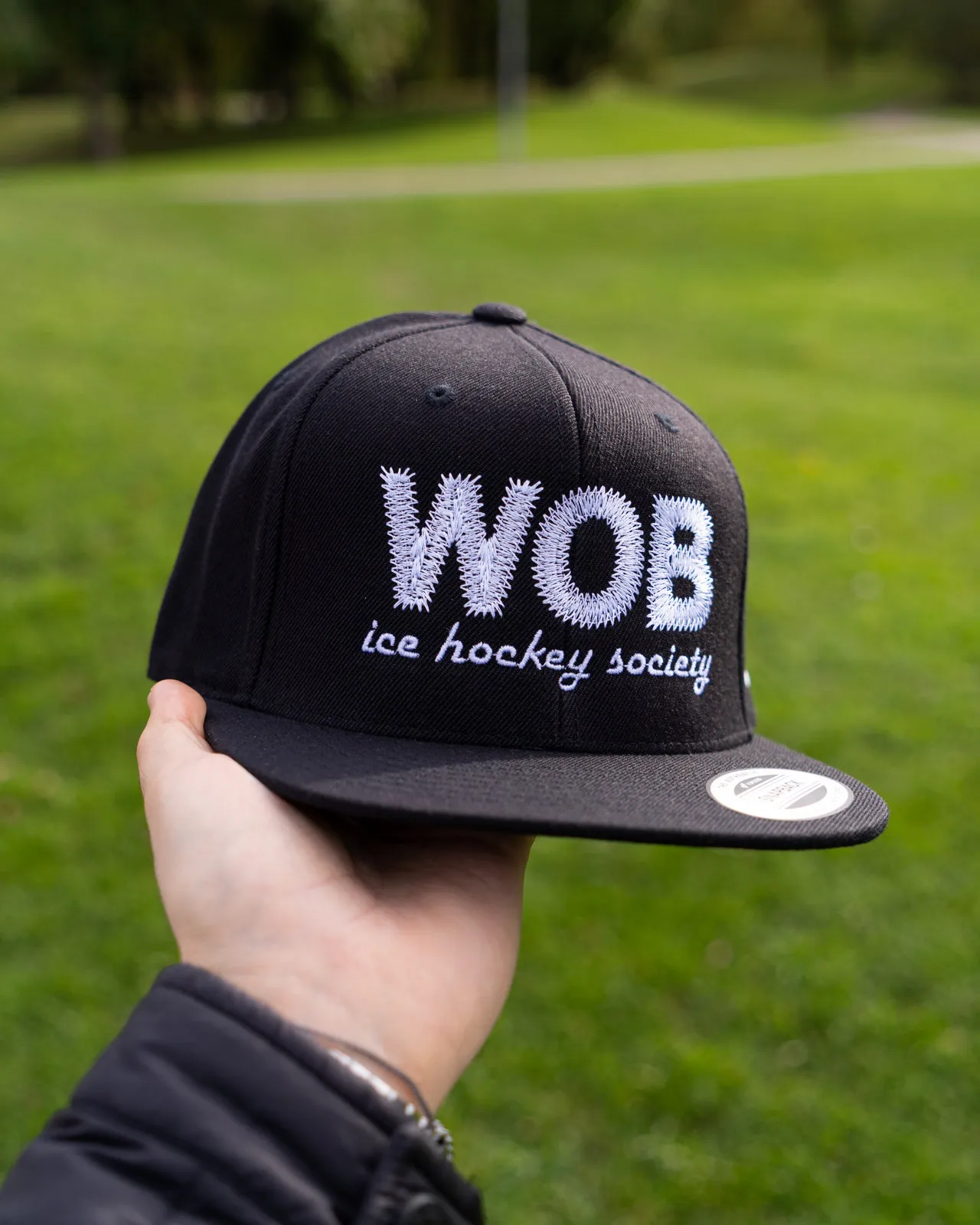 WOB Snapback "Ice hockey society", Ansicht 3