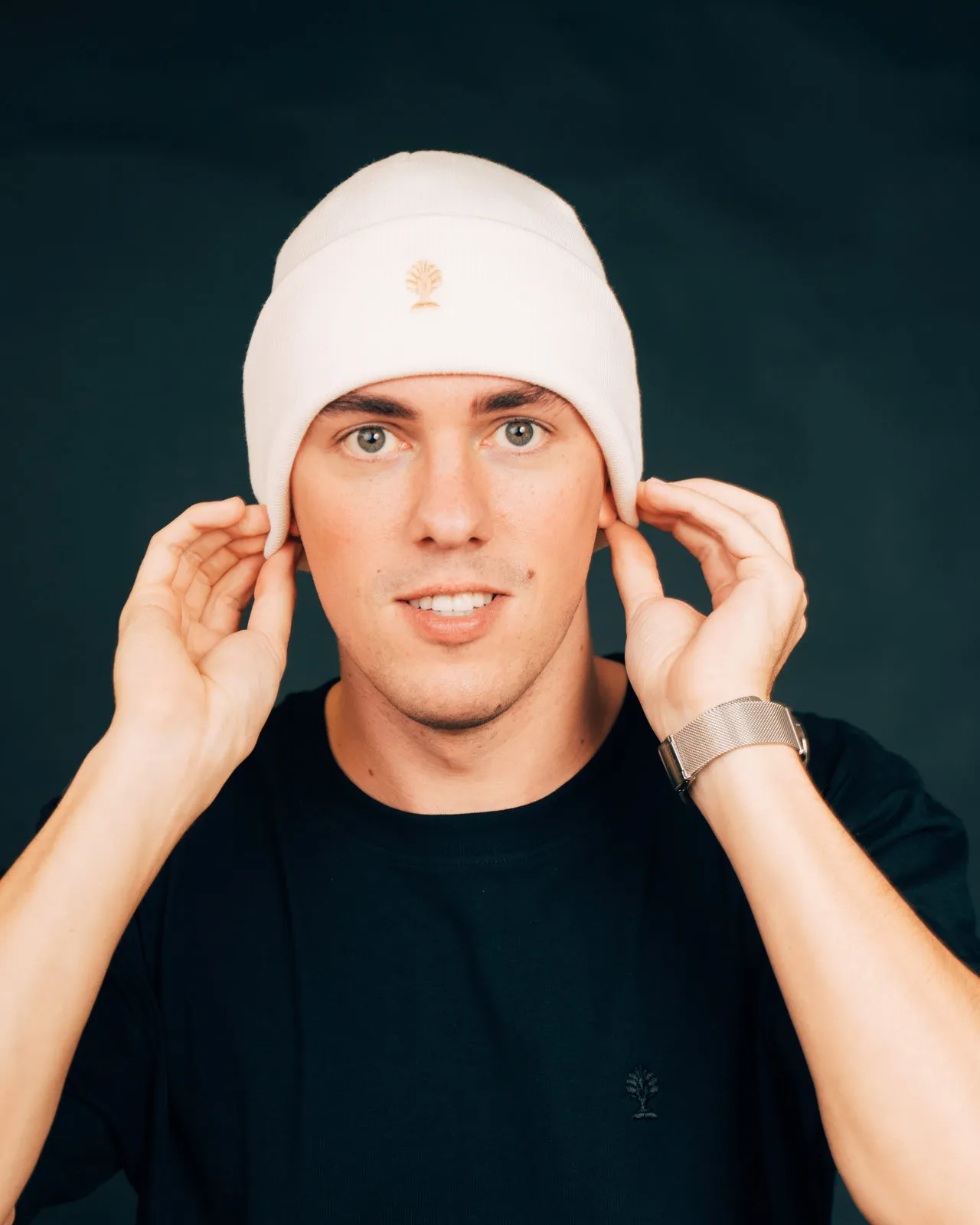 Beanie aus Merinowolle mit Logo-Applikation, Ansicht 5